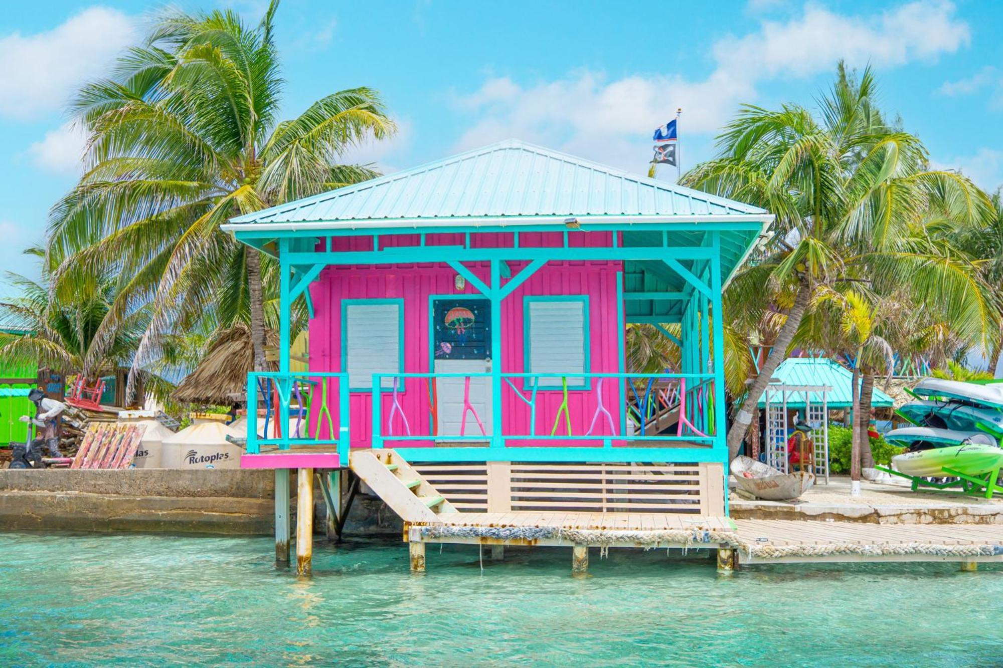 King Lewey'S Island Resort Placencia Exterior foto
