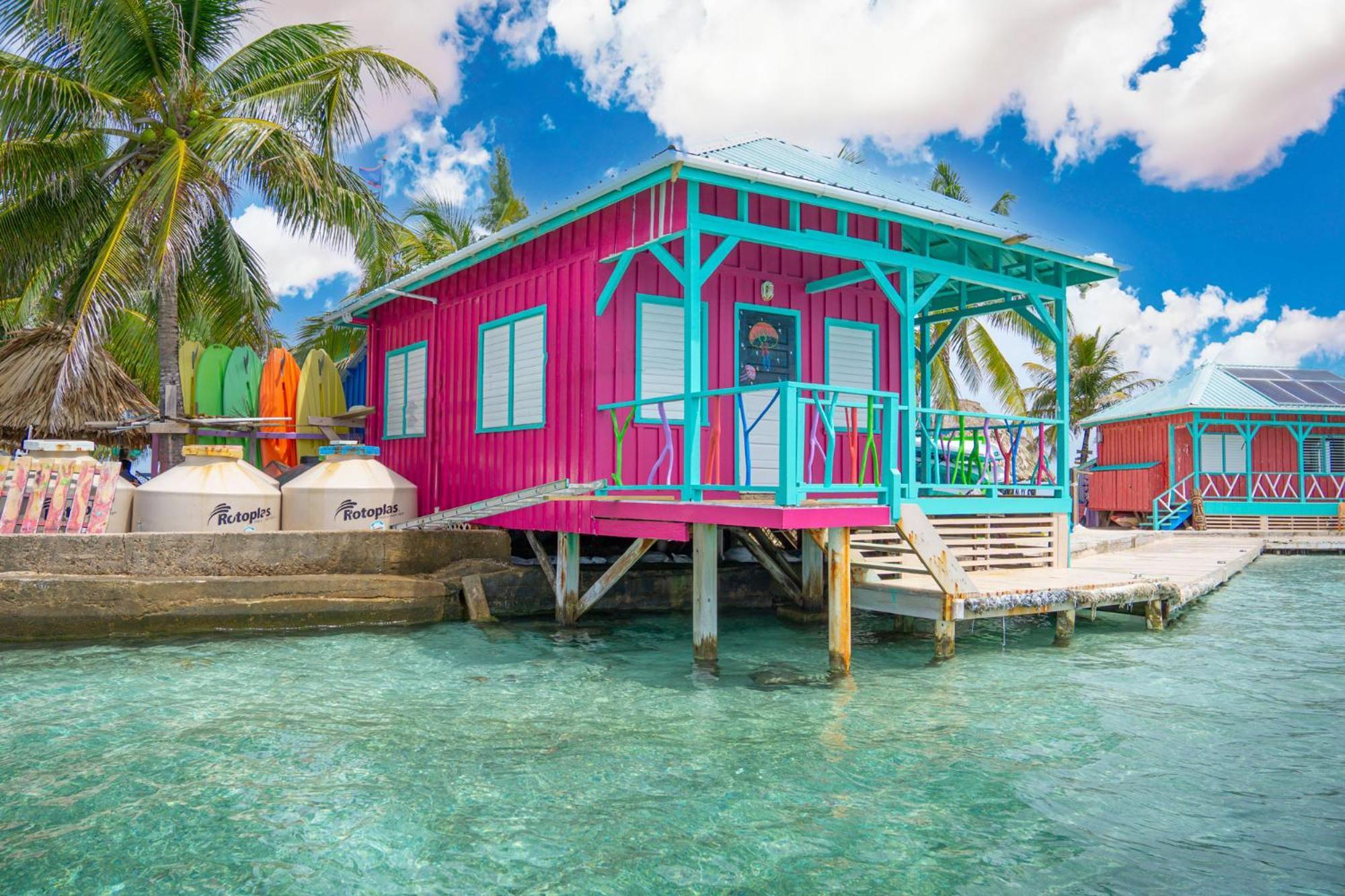 King Lewey'S Island Resort Placencia Exterior foto