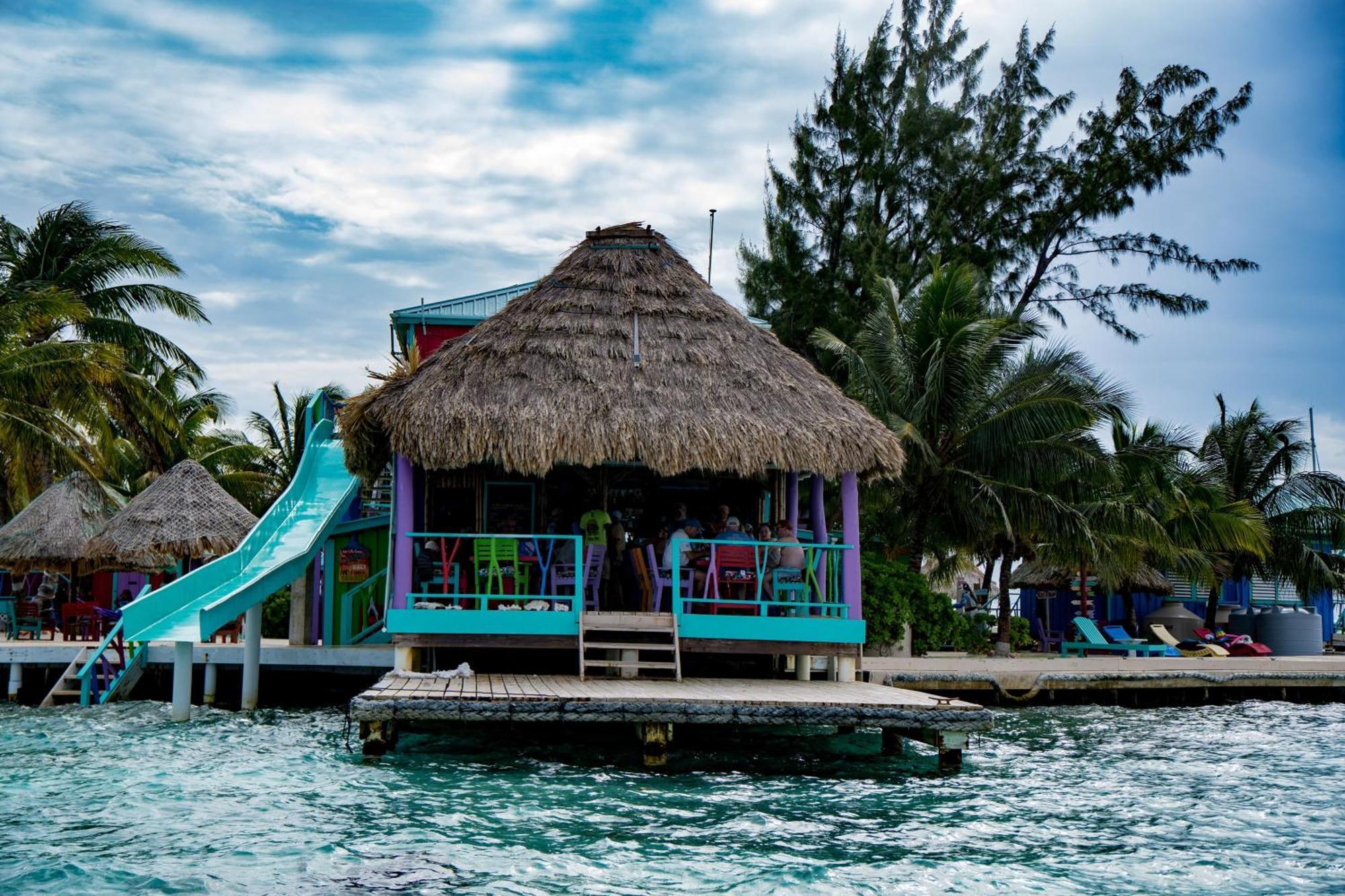 King Lewey'S Island Resort Placencia Exterior foto