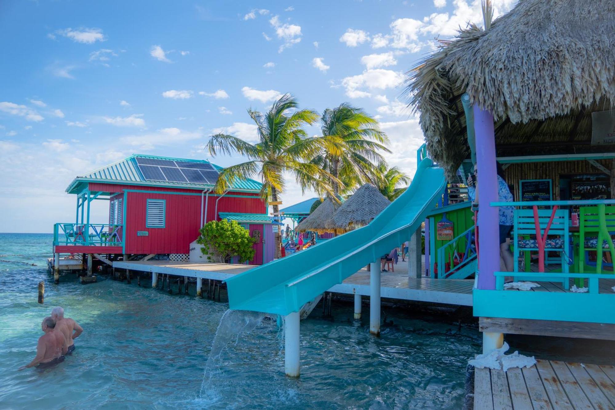 King Lewey'S Island Resort Placencia Exterior foto